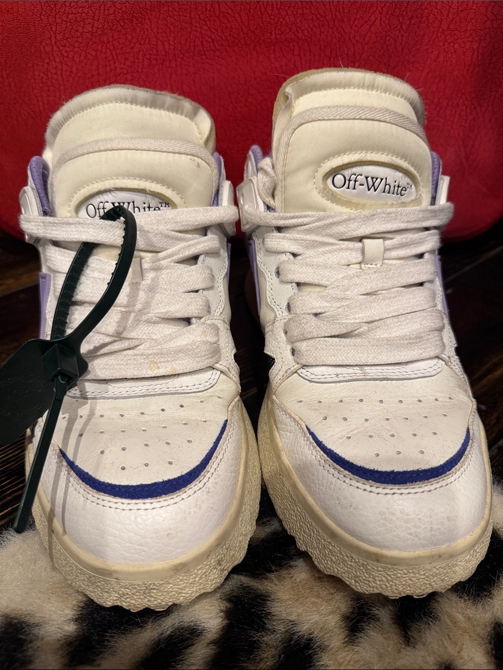Off-White Cream and Purple Low-Top Sneakers - Picture 6 of 9